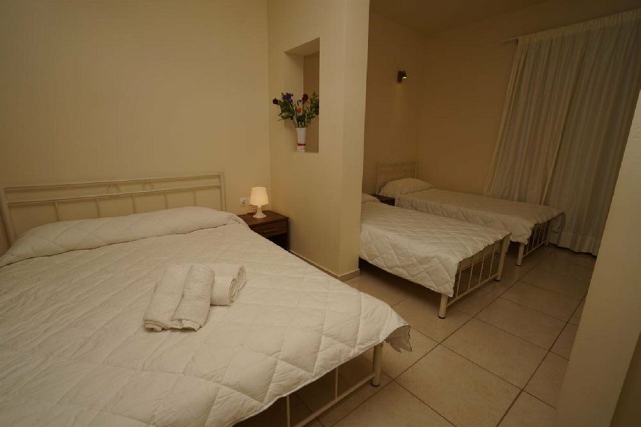 Niriides Beach Hotel Rethymno  Bagian luar foto